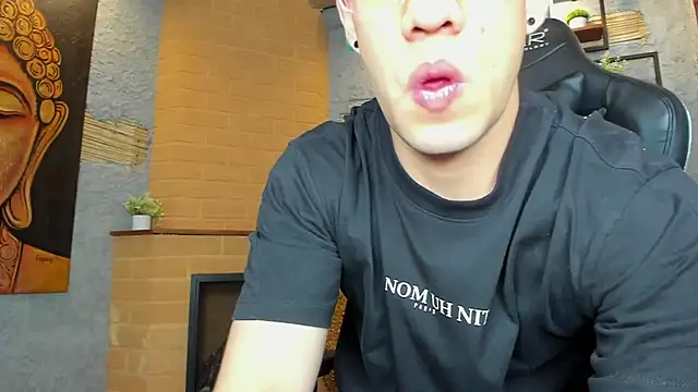 Snapshot of alexgiraldo_ chatting on 03/10/25, 11:21 alexgiraldo online show from 03/10/25, 11:21