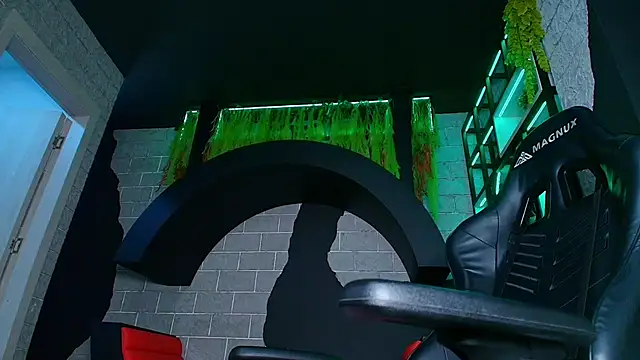 Snapshot of alexgiraldo_ chatting on 03/22/25, 05:52 alexgiraldo online show from 03/22/25, 05:52