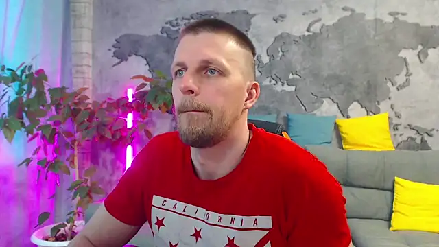 Snapshot of VikingChrisss chatting on 05/19/26, 10:54 VikingChrisss online show from 05/19/26, 10:54