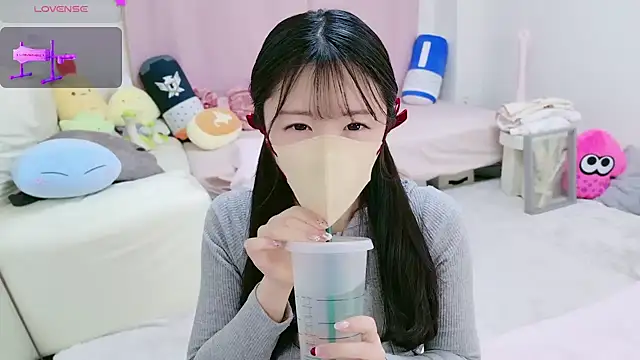 anchan  online show from 02/15/25, 01:49