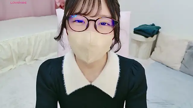 Snapshot of anchan_ chatting on 03/15/26, 01:17 anchan online show from 03/15/26, 01:17