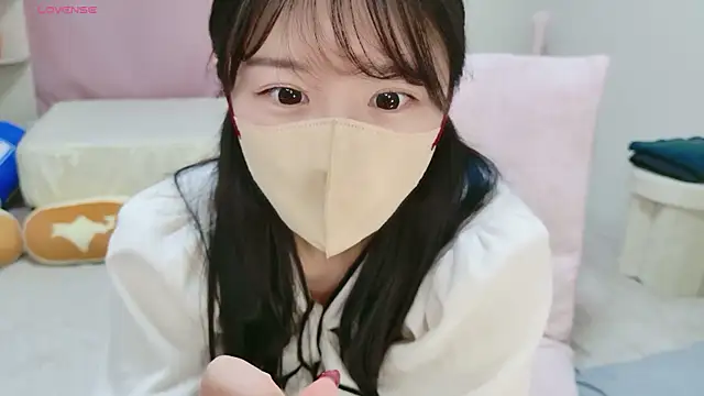 Snapshot of anchan_ chatting on 03/17/26, 01:03 anchan online show from 03/17/26, 01:03