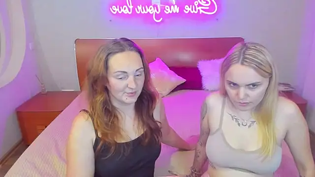 Snapshot of MagicEyess chatting on 11/01/25, 06:43 MagicEyess online show from 11/01/25, 06:43