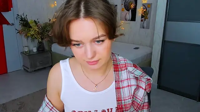 MiracleCurly online show from 03/16/25, 10:11