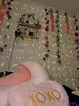 Lilmissvyx online show from 01/21/25, 04:05