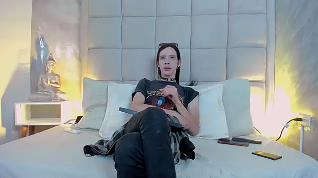 Hecatee 77 online show from 10/27/25, 07:29