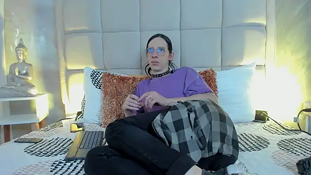 Hecatee 77 online show from 02/13/26, 08:05