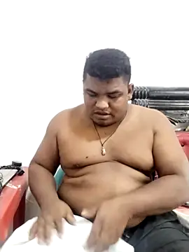 PONSE LATINO online show from 10/10/25, 05:45