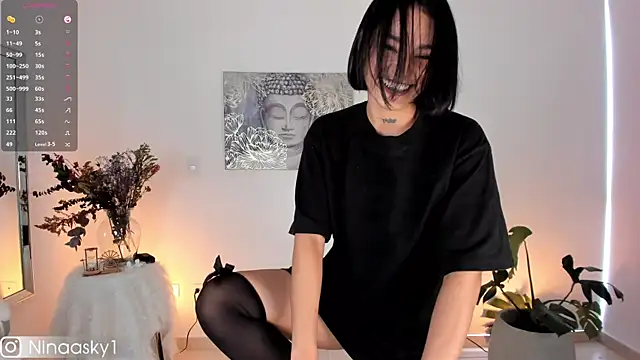 ninaa sky online show from 02/15/25, 04:23