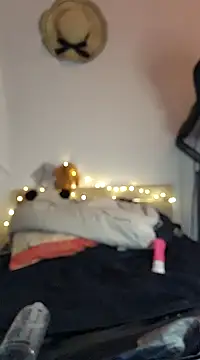 Snapshot of Asiantina@xh chatting on 01/25/25, 09:25 Asiantinaxh online show from 01/25/25, 09:25