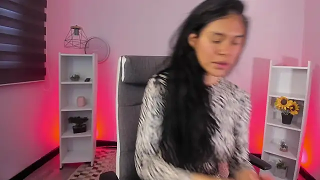  aish a  online show from 11/21/25, 07:12