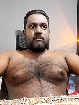 Rayansmith  online show from 02/14/25, 11:10