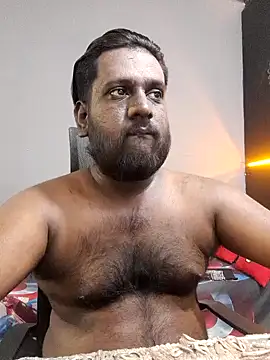 Snapshot of Rayansmith_ chatting on 02/20/25, 08:39 Rayansmith online show from 02/20/25, 08:39