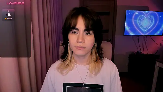 Snapshot of _selectrra chatting on 01/21/25, 02:37  selectrra online show from 01/21/25, 02:37