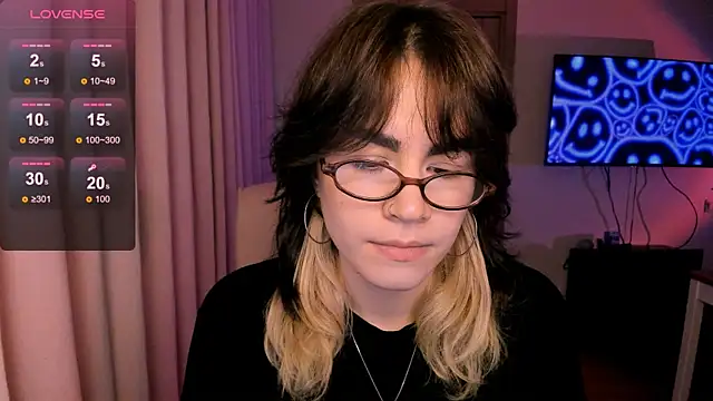 Snapshot of _selectrra chatting on 01/23/25, 02:39  selectrra online show from 01/23/25, 02:39