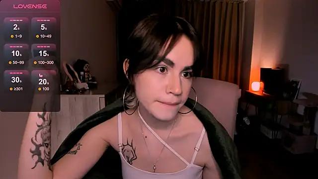 Snapshot of _selectrra chatting on 02/27/25, 11:52  selectrra online show from 02/27/25, 11:52