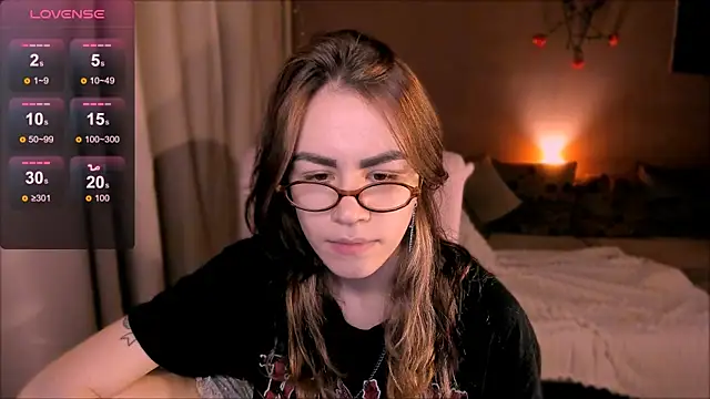 Snapshot of _selectrra chatting on 09/23/25, 08:23  selectrra online show from 09/23/25, 08:23