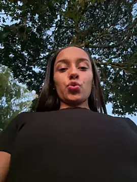 Snapshot of dominantandsubmissiveshow chatting on 01/10/25, 11:18 dominantandsubmissiveshow online show from 01/10/25, 11:18