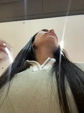 Snapshot of dominantandsubmissiveshow chatting on 01/17/25, 02:50 dominantandsubmissiveshow online show from 01/17/25, 02:50