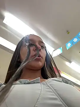 Snapshot of dominantandsubmissiveshow chatting on 01/17/25, 05:51 dominantandsubmissiveshow online show from 01/17/25, 05:51