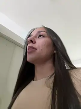 Snapshot of dominantandsubmissiveshow chatting on 02/24/25, 11:09 dominantandsubmissiveshow online show from 02/24/25, 11:09