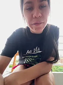 Snapshot of dominantandsubmissiveshow chatting on 03/15/25, 03:27 dominantandsubmissiveshow online show from 03/15/25, 03:27