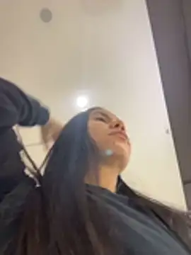 Snapshot of dominantandsubmissiveshow chatting on 11/28/25, 06:10 dominantandsubmissiveshow online show from 11/28/25, 06:10