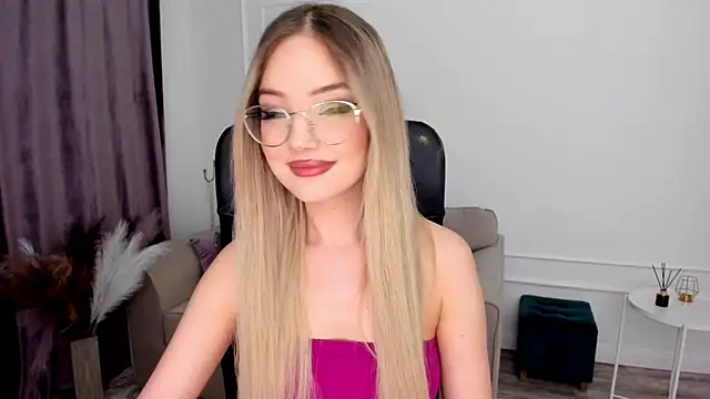 FloweryLove 1 online show from 01/17/25, 10:23