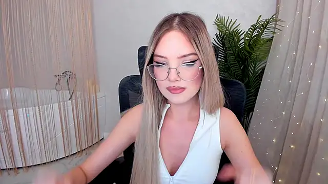 FloweryLove 1 online show from 01/22/25, 10:37