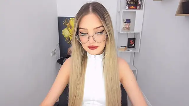 FloweryLove 1 online show from 01/25/25, 07:28