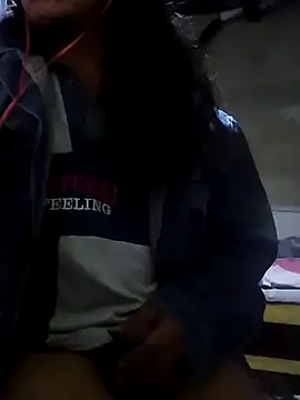 Snapshot of davidatration15 chatting on 11/13/25, 02:21 davidatration15 online show from 11/13/25, 02:21