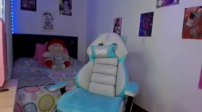 Snapshot of Lauryn_muller chatting on 12/21/24, 04:09 Lauryn muller online show from 12/21/24, 04:09