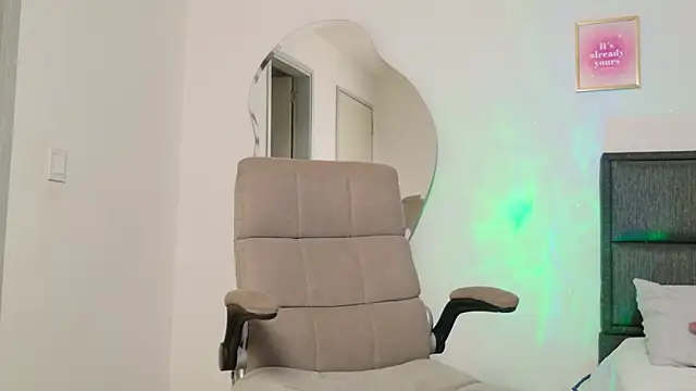 Mar 333 online show from 03/10/25, 02:06