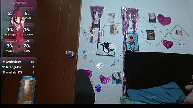 Snapshot of Saray_extrovert_ chatting on 03/10/25, 07:21 Saray extrovert online show from 03/10/25, 07:21