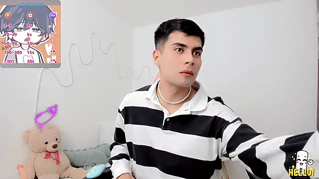 lucas cute online show from 12/14/25, 08:35