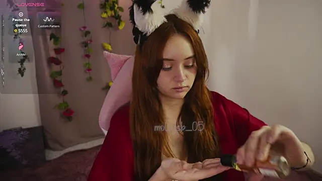 molly russell online show from 12/09/24, 04:58