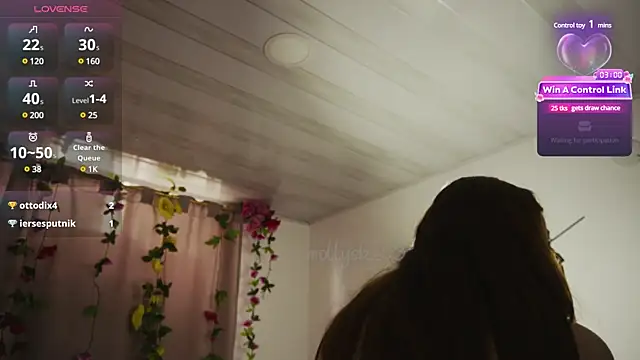 molly russell online show from 12/10/24, 06:06