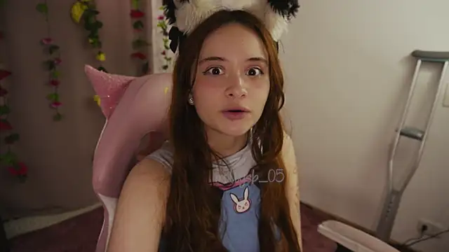 molly russell online show from 01/16/25, 05:44