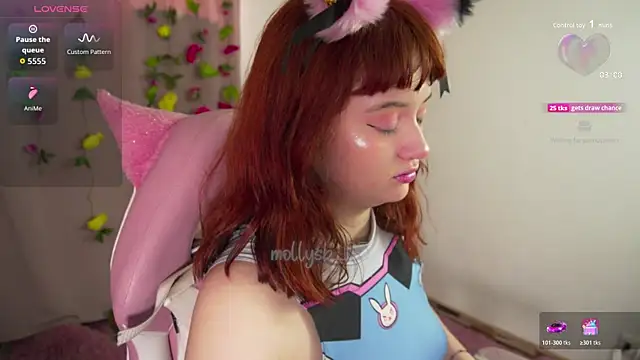 molly russell online show from 11/29/25, 06:11