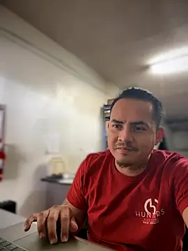 Snapshot of PeterGrandee chatting on 12/02/24, 09:17 PeterGrandee online show from 12/02/24, 09:17