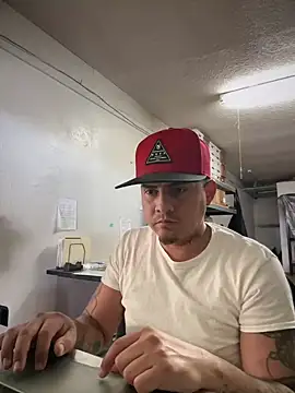 Snapshot of PeterGrandee chatting on 12/04/24, 09:02 PeterGrandee online show from 12/04/24, 09:02