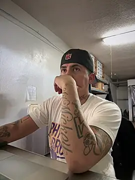 Snapshot of PeterGrandee chatting on 12/05/24, 08:11 PeterGrandee online show from 12/05/24, 08:11