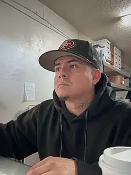 Snapshot of PeterGrandee chatting on 12/19/24, 04:24 PeterGrandee online show from 12/19/24, 04:24