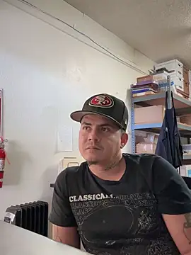 Snapshot of PeterGrandee chatting on 12/19/24, 08:34 PeterGrandee online show from 12/19/24, 08:34