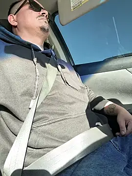 Snapshot of PeterGrandee chatting on 01/15/25, 10:02 PeterGrandee online show from 01/15/25, 10:02