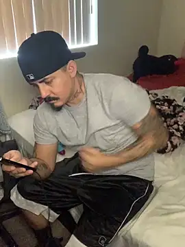 Snapshot of PeterGrandee chatting on 09/18/25, 04:31 PeterGrandee online show from 09/18/25, 04:31