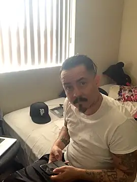 Snapshot of PeterGrandee chatting on 09/22/25, 05:48 PeterGrandee online show from 09/22/25, 05:48