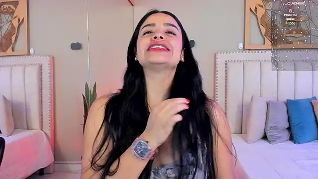 Paula Desousa online show from 02/11/25, 10:39