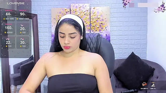 Paula Desousa online show from 02/24/25, 07:41