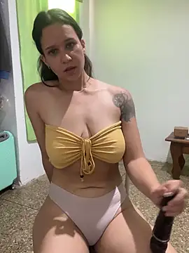 hotcookie28 online show from 09/29/25, 11:26